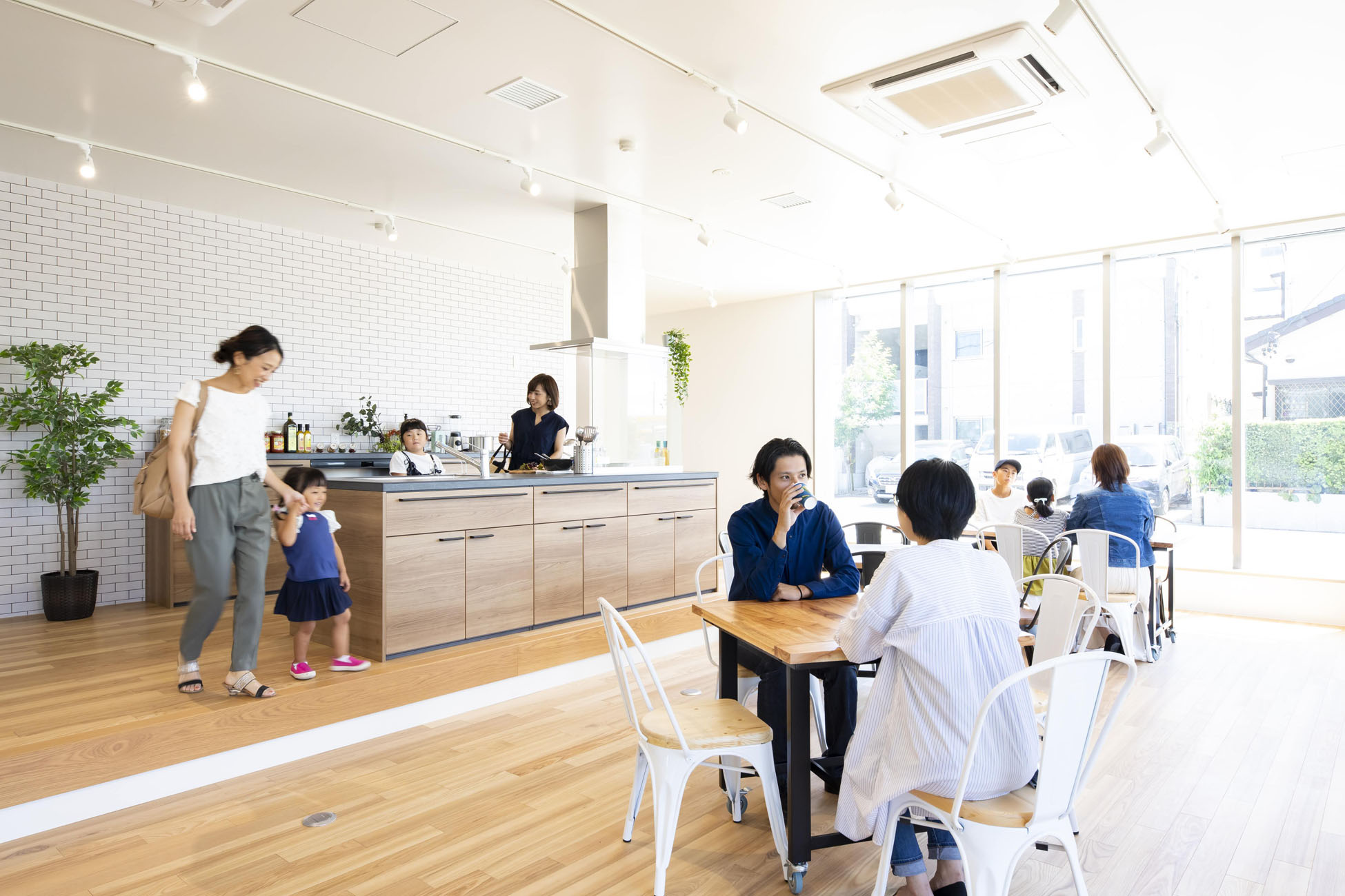 注文住宅　展示場　内観